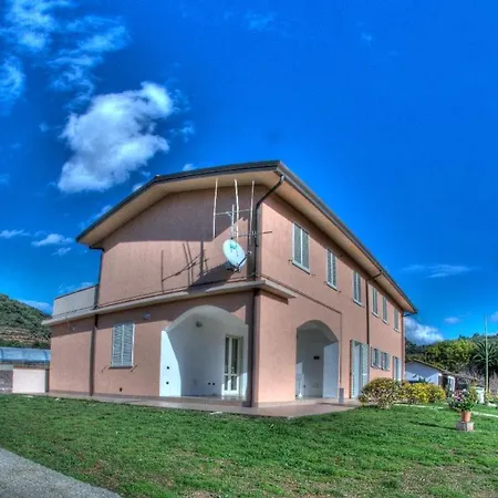 아파트 Il Vecchio Casale
